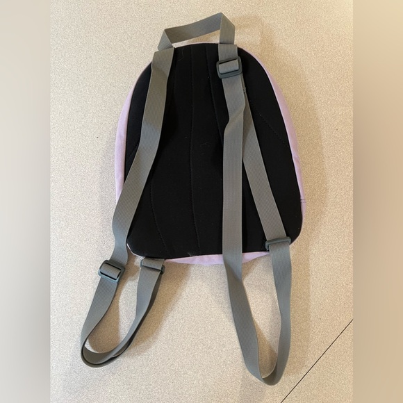 North Face-childs/small backpack lavender in color - Picture 2 of 4